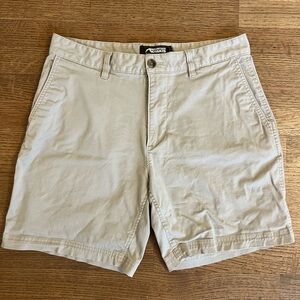 Mountain Khaki shorts